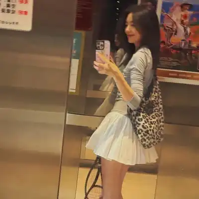 罗悦